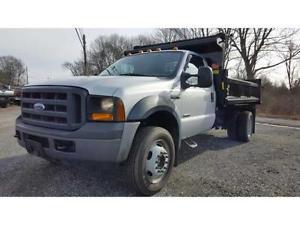  Ford F-550 --