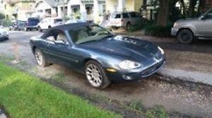  Jaguar XK8 Convertible