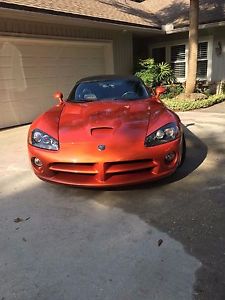  Dodge Viper