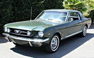  Ford Mustang GT Coupe