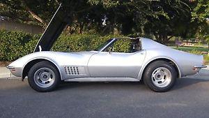  Chevrolet Corvette T-top