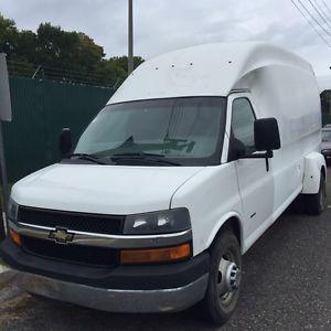  Chevrolet Express gray