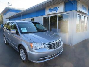  Chrysler Town and Country Touring - Touring 4dr