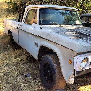  Dodge Other Pickups Shortbed 4x4 with  lb winch