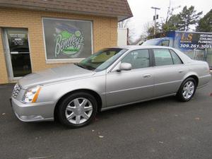  Cadillac DTS -