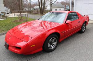  Pontiac Firebird - 2dr Hatchback