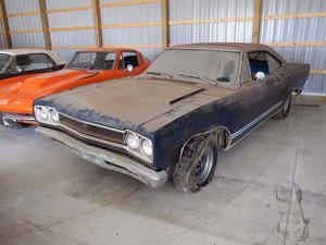  Plymouth GTX -