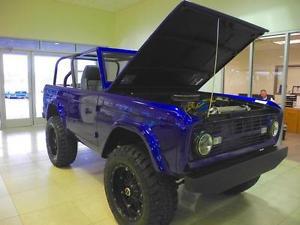  Ford Bronco --