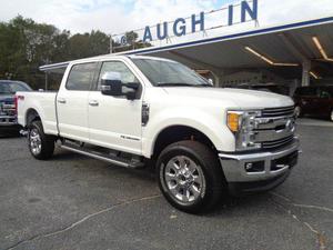  Ford F-250 Super Duty - VINYL