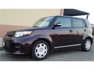  Scion xB - Hatchback 4D