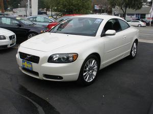  Volvo C70 T5 - T5 2dr Convertible