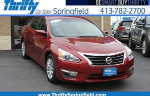  Nissan Altima -