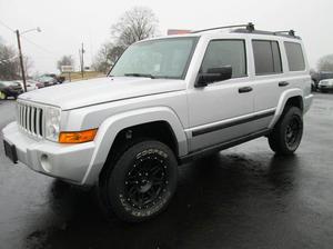  Jeep Commander - 4dr SUV 4WD