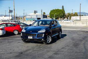  Porsche Cayenne --