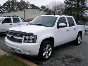  Chevrolet Avalanche LS  in Gray Court, SC
