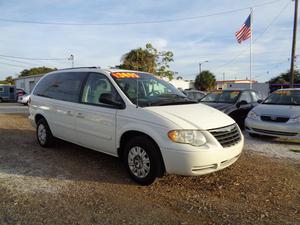  Chrysler Town & Country LX in Clearwater, FL