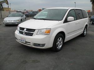  Dodge Grand Caravan SXT in Bakersfield, CA