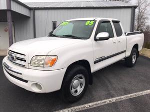  Toyota Tundra SR5 - 4dr Access Cab SR5 RWD SB V6