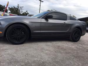  Ford Mustang V6 - V6 2dr Coupe