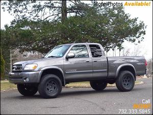  Toyota Tundra SR5 in East Brunswick, NJ