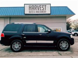  Lincoln Navigator - Luxury Sport Utility 4D