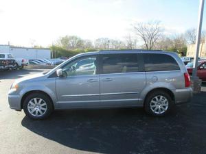  Chrysler Town and Country Touring - Touring 4dr