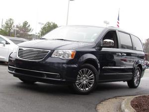  Chrysler Town & Country Touring-L in Raleigh, NC