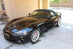  Dodge Viper SRT-10 Convertible 2-Door