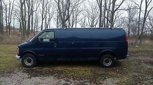  GMC Savana SLT Extended Passenger Van 3-Door