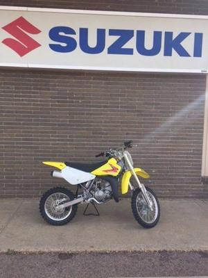  Suzuki RM85 -