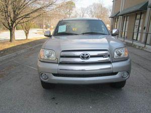  Toyota Tundra SR5 - 4dr Access Cab SR5 4WD Stepside SB