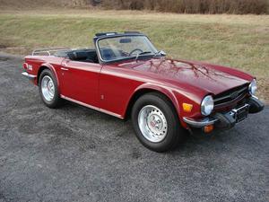  Triumph TR6 -