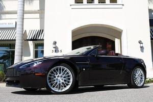  Aston Martin V8 Vantage Roadster - Roadster 2dr