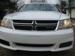  Dodge Avenger SE V6 - SE V6 4dr Sedan