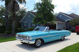  Ford Galaxie 500 Convertible