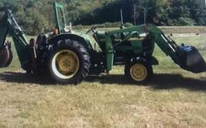  John Deere 850 Tractor