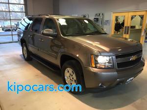  Chevrolet Suburban LT  in Ransomville, NY