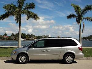  Chrysler Town Amp Country LX Mini Passenger Van 4 Door