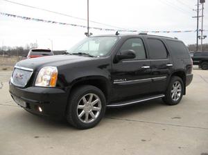  GMC Yukon Denali - AWD Denali 4dr SUV