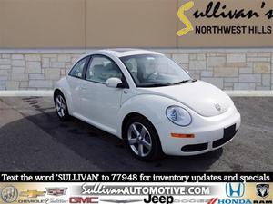  Volkswagen New Beetle Triple White PZEV in Southbury,