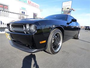 Dodge Challenger - SXT ONE OWNER LOW MILES LIKE NEW