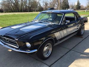  Ford Mustang Coupe