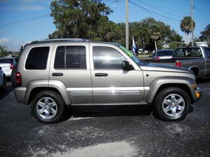  Jeep Liberty Limited - Limited 4dr SUV