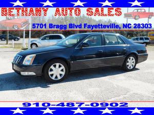  Cadillac DTS Luxury I - Luxury I 4dr Sedan