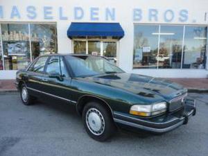  Buick LeSabre Custom - Custom 4dr Sedan