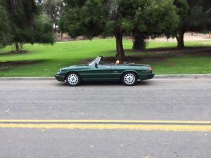  Alfa Romeo Spider Veloce Convertible 2-Door