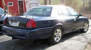  Ford Crown Victoria Police Interceptor Sedan 4-Door