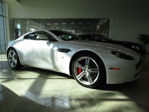  Aston Martin Vantage --