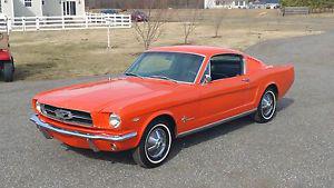  Ford Mustang FASTBACK 2+2