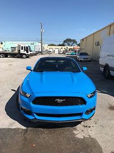  Ford Mustang premium coupe